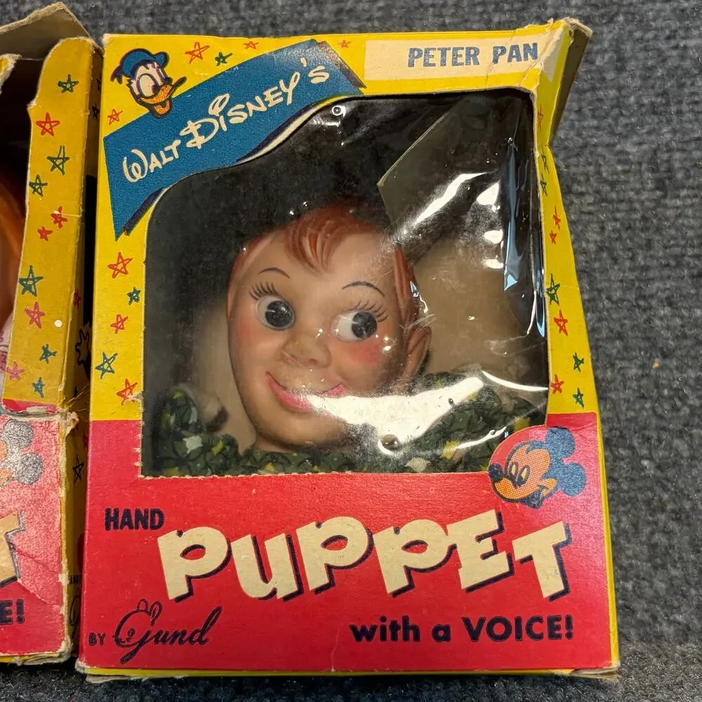 Vintage Gund Walt Disney Peter Pan & Wendy Hand Puppets Boxed Pair Squeaker